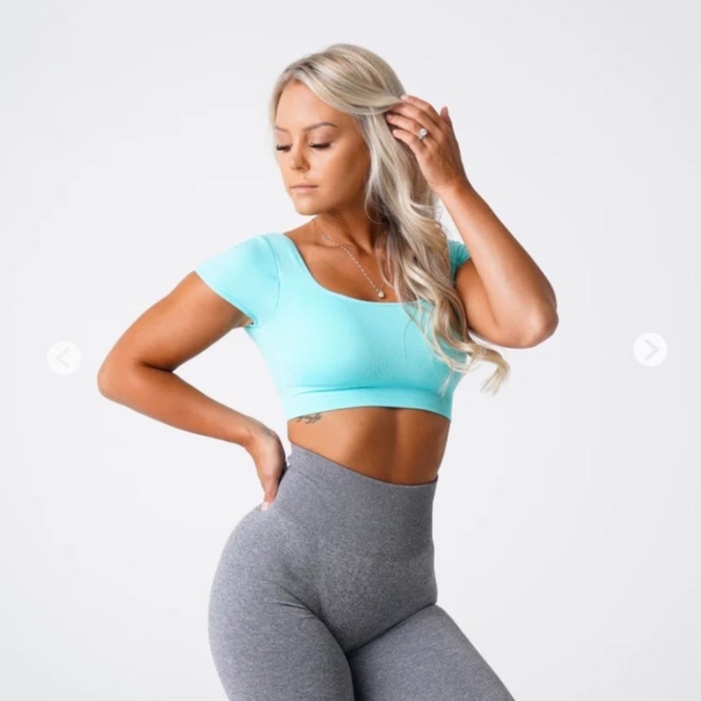 NVGTN sports bra